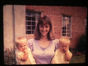 188746_1004549319872_5415_n